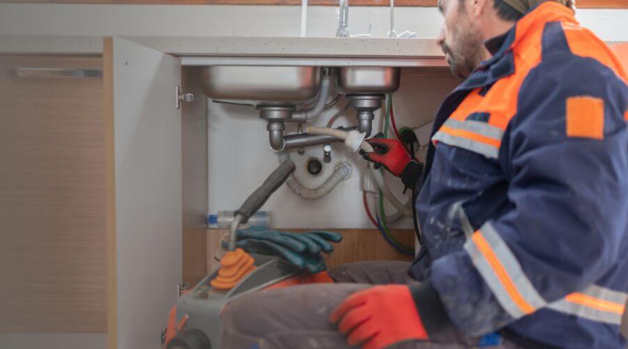 Professional tankless water heater installation in Koeltztown, MO
